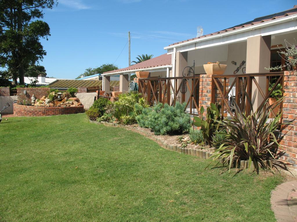 Guest House Arosfa Mossel Bay Exterior photo